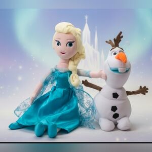 Frozen Elsa and Olaf Plush Toy Set Pristine Condition